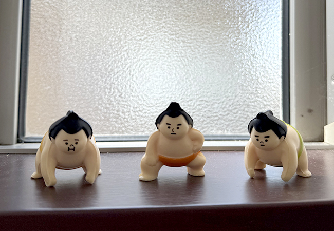 志望校合格への守り神!?ぜひ校舎で見つけてください。