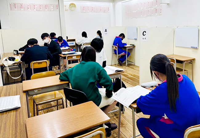 三重高通りにあるから通いやすい